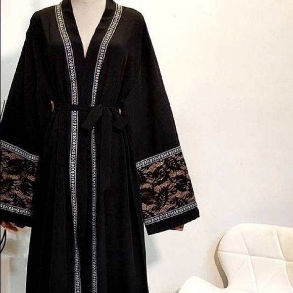 Open abaya - Picture 3 of 3